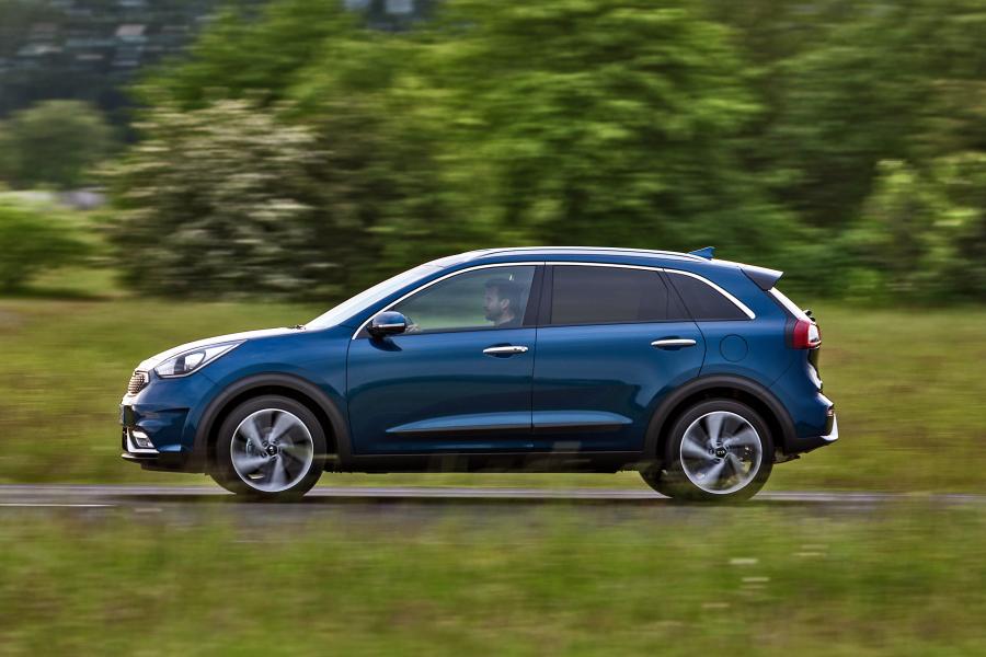  Kia Niro 2016 года  (WW) (фото 29 из 40)